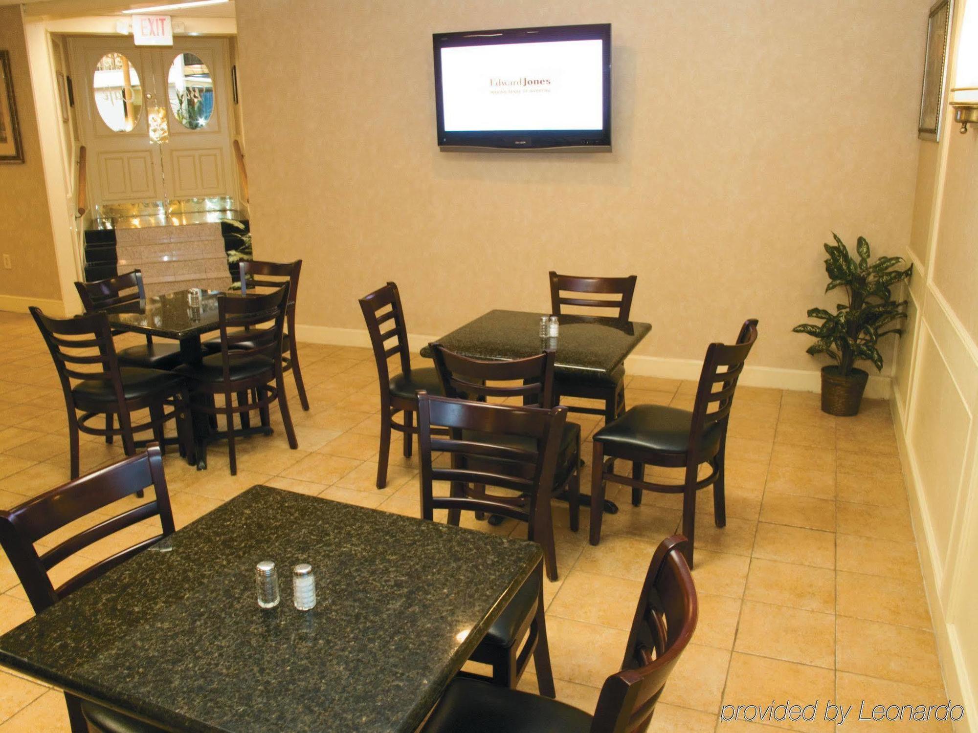 La Quinta By Wyndham Atlanta Airport South Hotel College Park Exterior photo